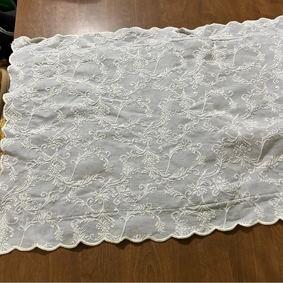 Matelasse' king pillow sham - Picture 4 of 5